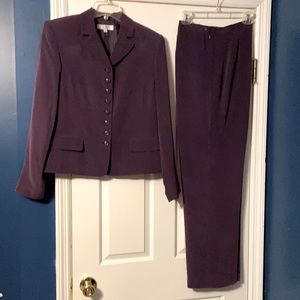 Silk pants suit